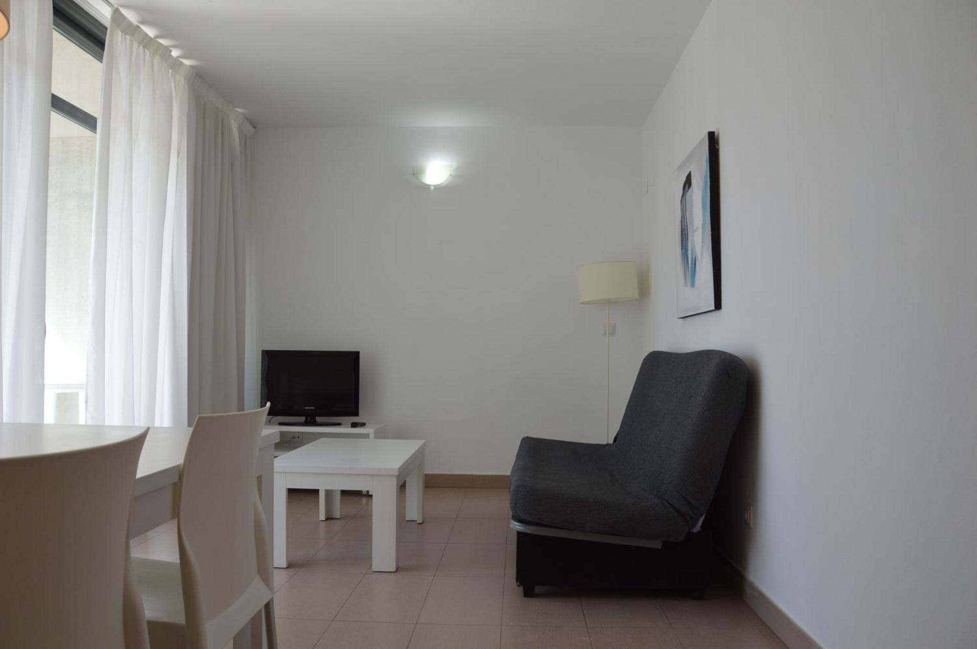 D'Oboe Marlovi Apt With Pool Μπένιντορμ Εξωτερικό φωτογραφία