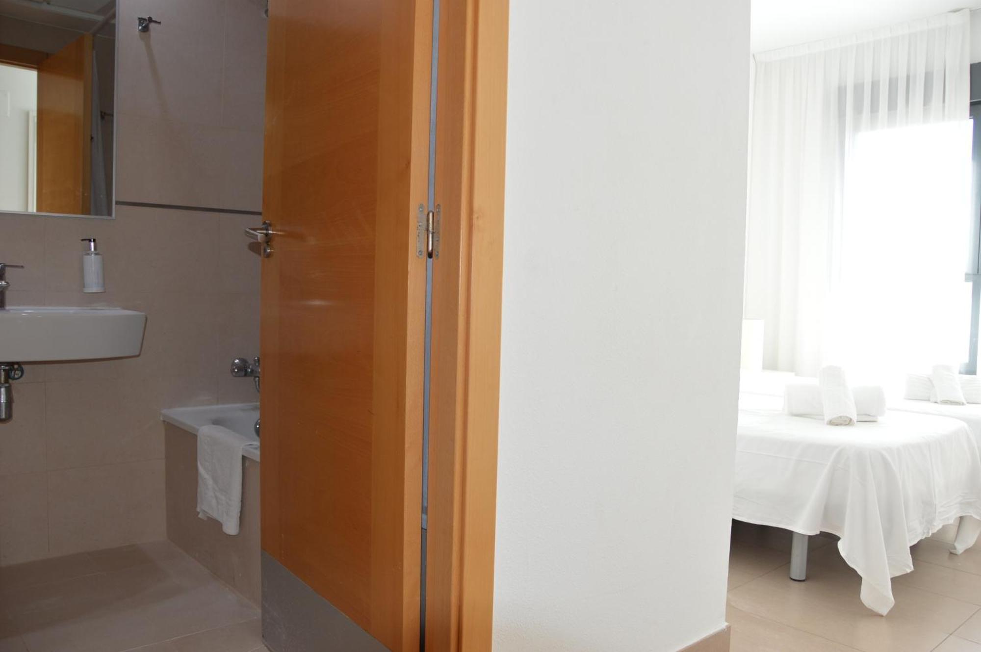 D'Oboe Marlovi Apt With Pool Μπένιντορμ Εξωτερικό φωτογραφία